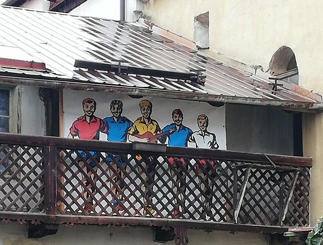 Hled�me Rychl� ��py 2021 - Jev��ko - pohled z ulice �zk�