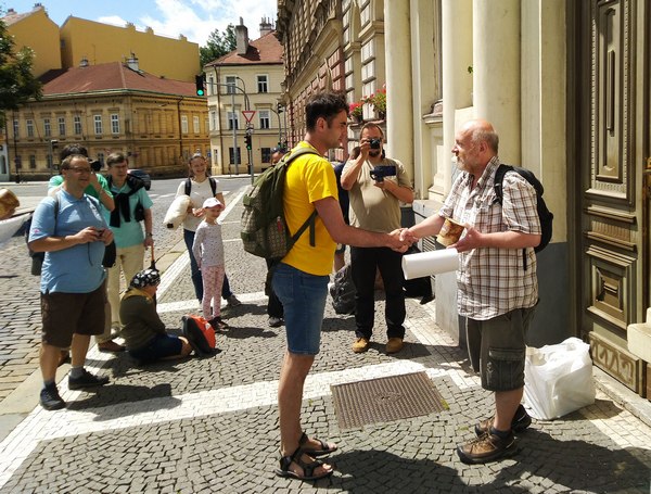 Pedn plechovky Alei Deutschovi 6.7.2020