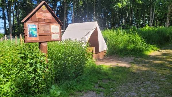  Naun stezka: S Jestbem a hochy od Bob eky do Slunen