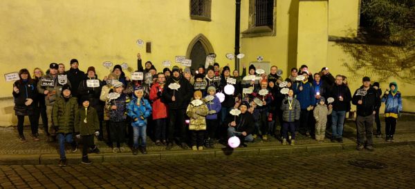 Ve�er sv�tel 2025 - Praha (spole�n� fotografie ��astn�k�)